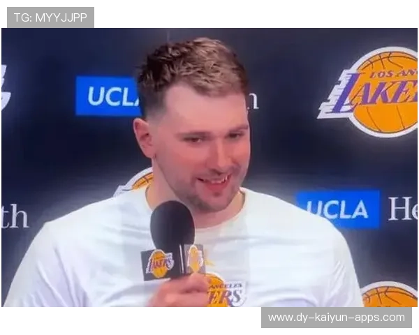 东契奇连续助攻引爆终场高潮