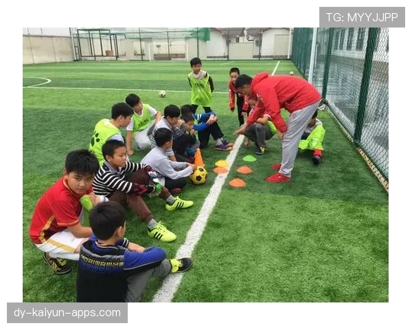 俱乐部启动多校联训项目 共享训练资源提升效率,俱乐部和学校合作方案